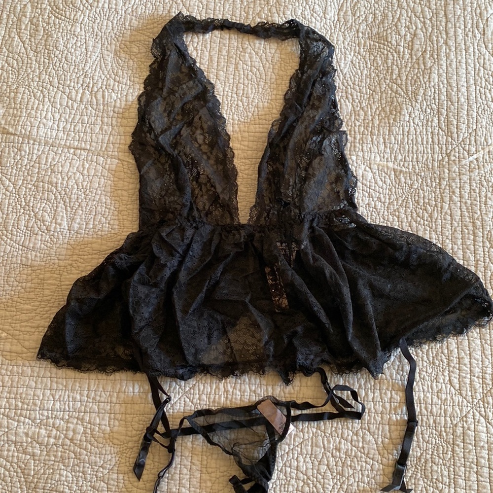 Victoria’s Secret black babydoll NWT